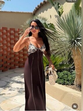 ZARA FLORAL EMBROIDERED STRAPPY
MIDI DRESS
